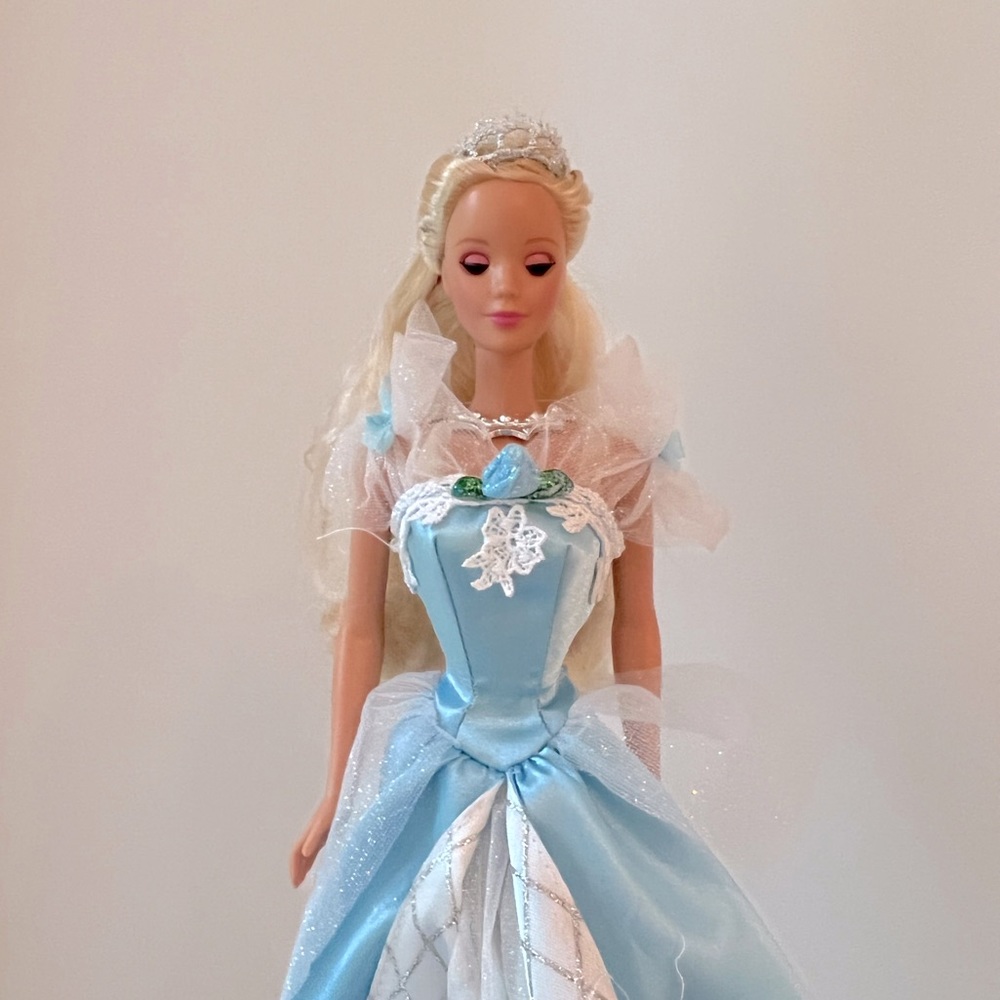 VINTAGE 1998 Mattel - Barbie Sleeping Beauty